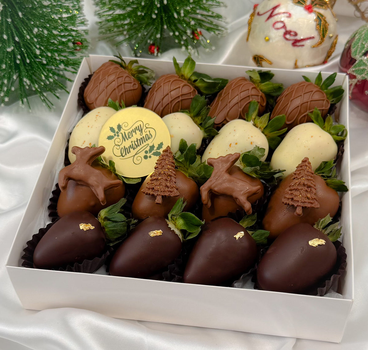 Merry Christmas Gift Box
