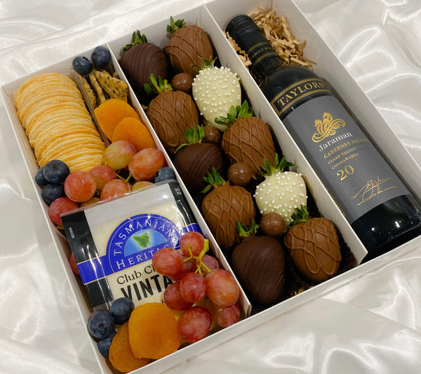 Grazing & Cabernet Sauvignon Gift Box